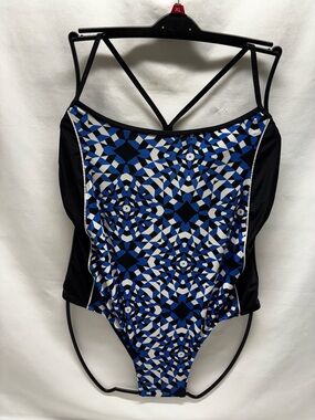 Catalina Size 2X (18-20) One Piece Swimsuit Black Blue White Design